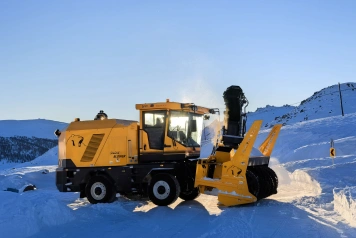 Снегоуборочная (5000 т/час) фрезерно-роторная машина KODIAK CR450S